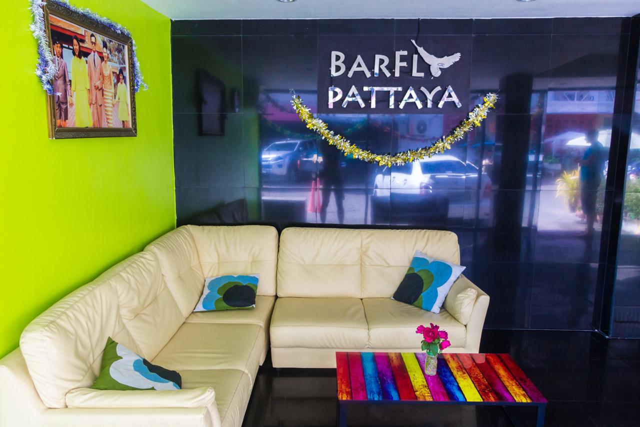 Готель Barfly Pattaya Джомтьєн-Біч Екстер'єр фото